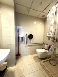 Robinson Square (D1), Office #483992001